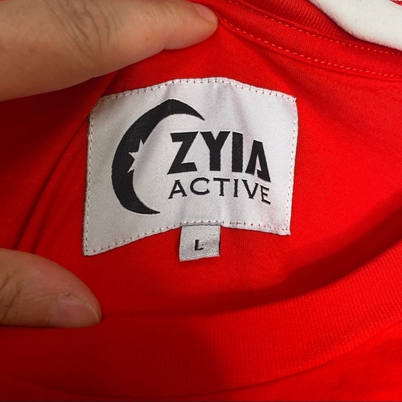 Zyia Active Red Short Sleeve Tee Size Large - Picture 5 of 6